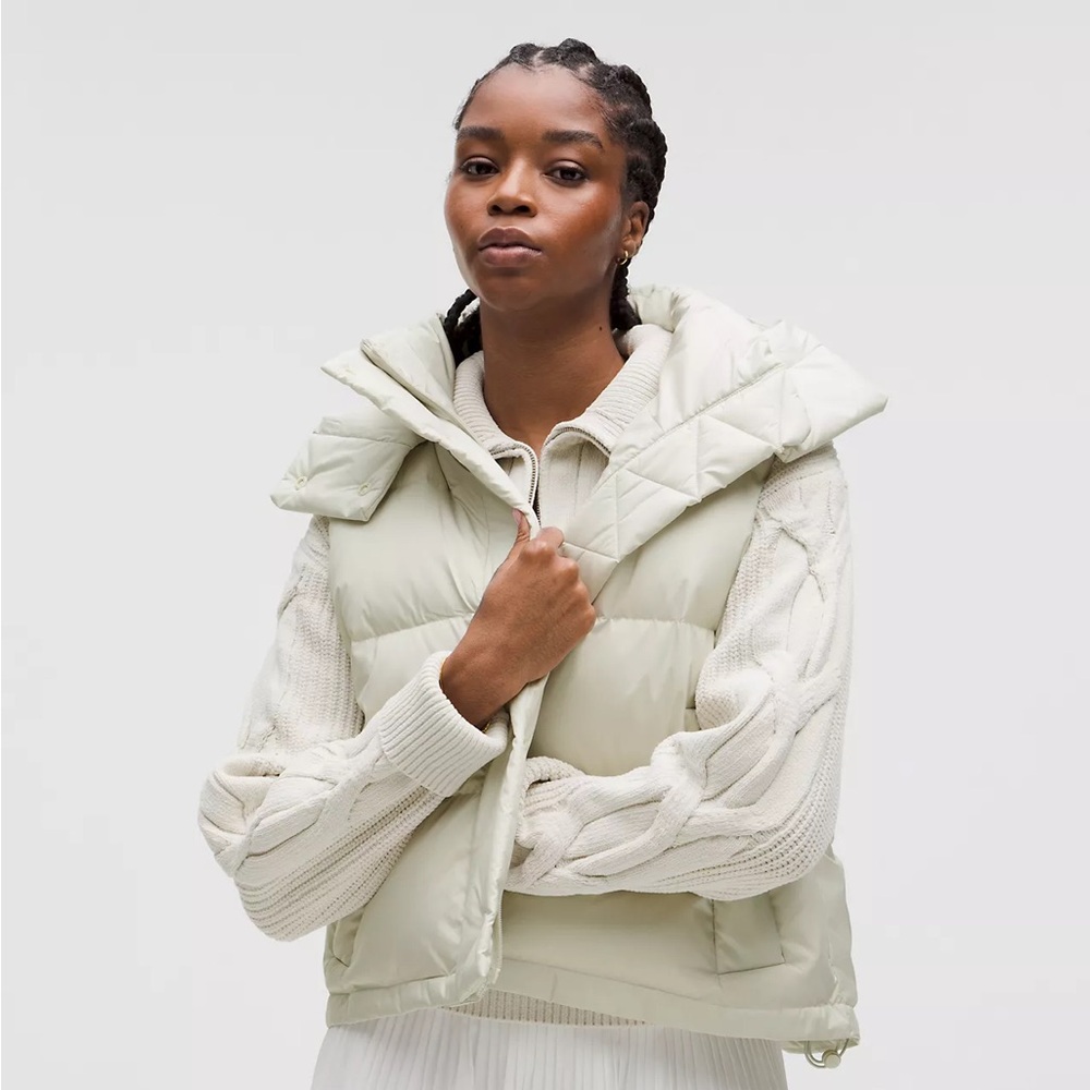 Lulu-lemon Wunder Puff Cropped Vest, NWT.